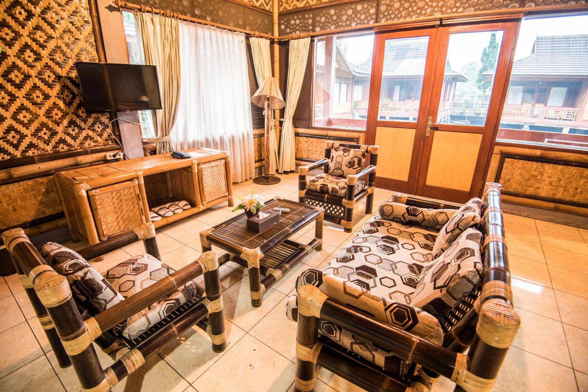 Resort Prima Cisarua Tagalbato エクステリア 写真